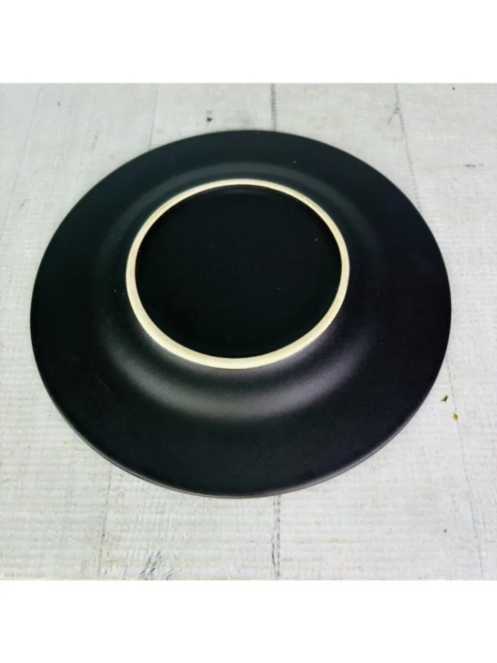 Pfaltzgraff MIDNIGHT SUN  Black Glossy Design Stoneware 8 1/8
